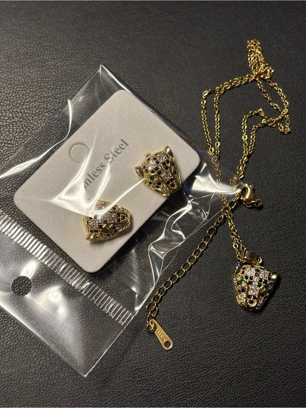 Stainless Steel Gold Plated Leopard Head earrings And Necklace